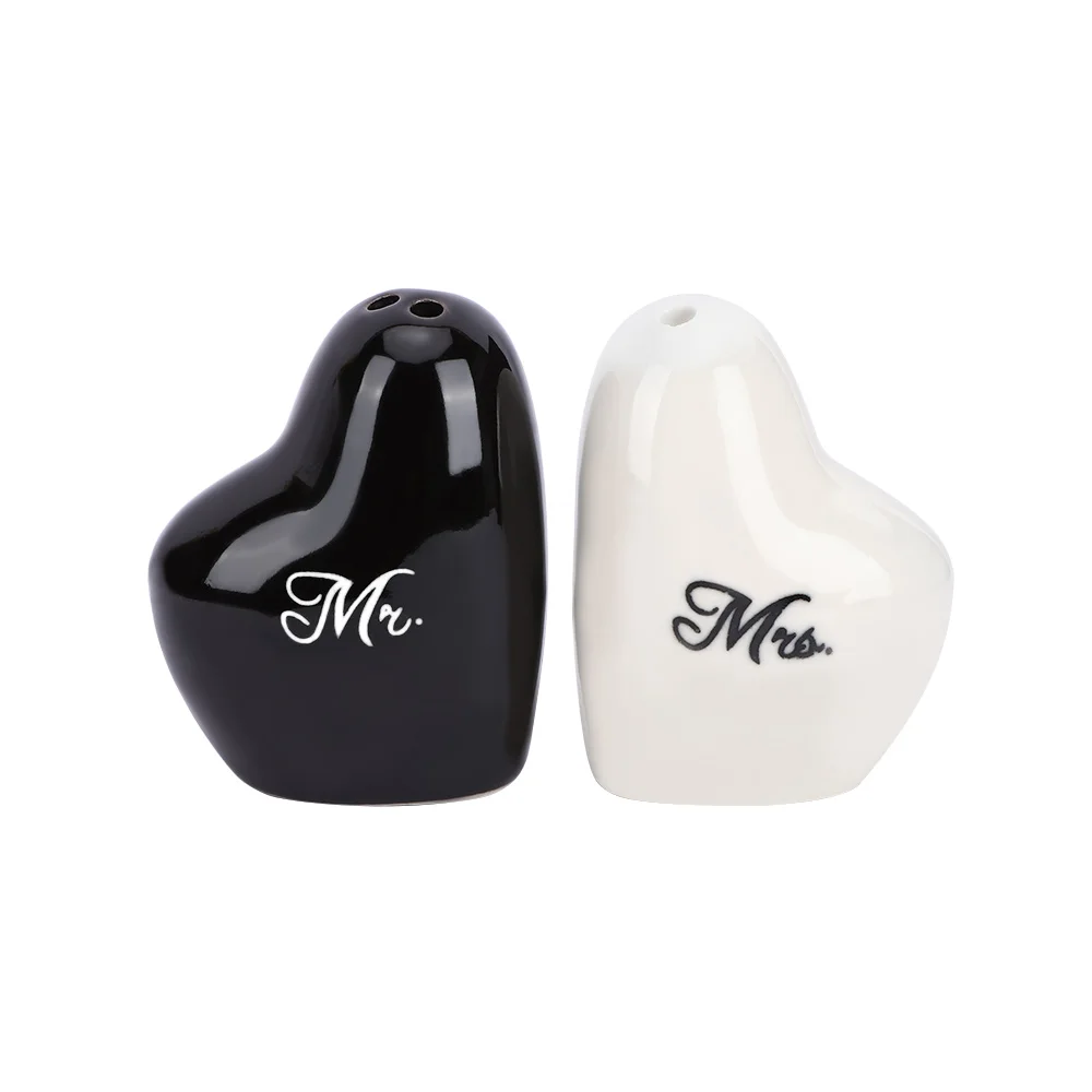 Wedding Heart Shape Seasoning Bottle Ceramic Mr. and Mrs. Salt Pepper Shakers Party Favors Canister Set Shaker | Дом и сад
