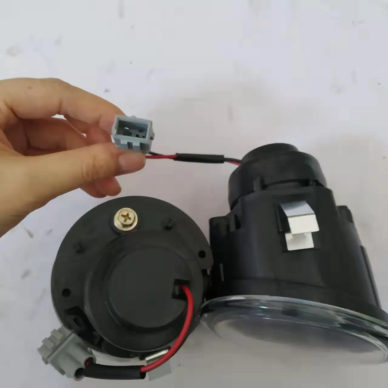 Передняя противотуманная фара для бампера DFM DFSK Dongfeng 3732010-01/3732020-01 | Автомобили и