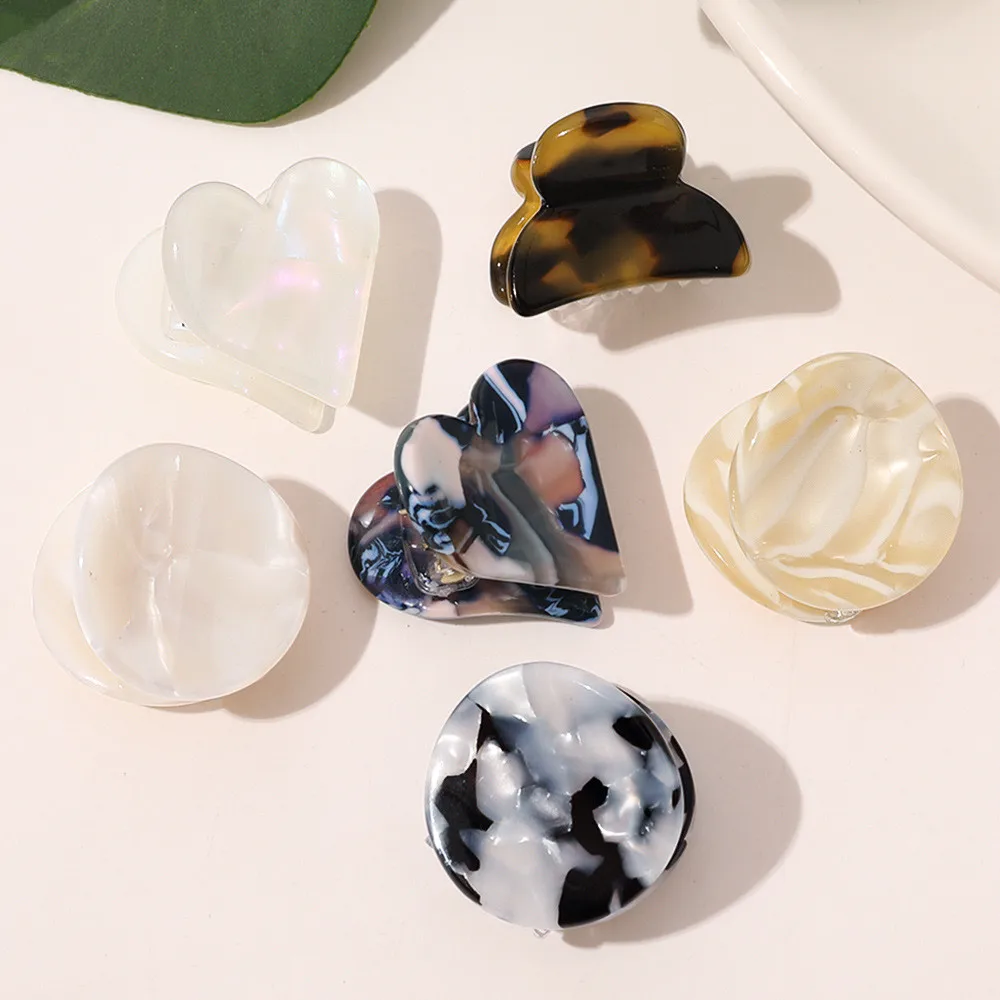 

New Fashion Acetate Stripes Leopard Gripping Clip Love Hair Claw Simple Versatile Geometric Small Hair Clip Hair Accessories