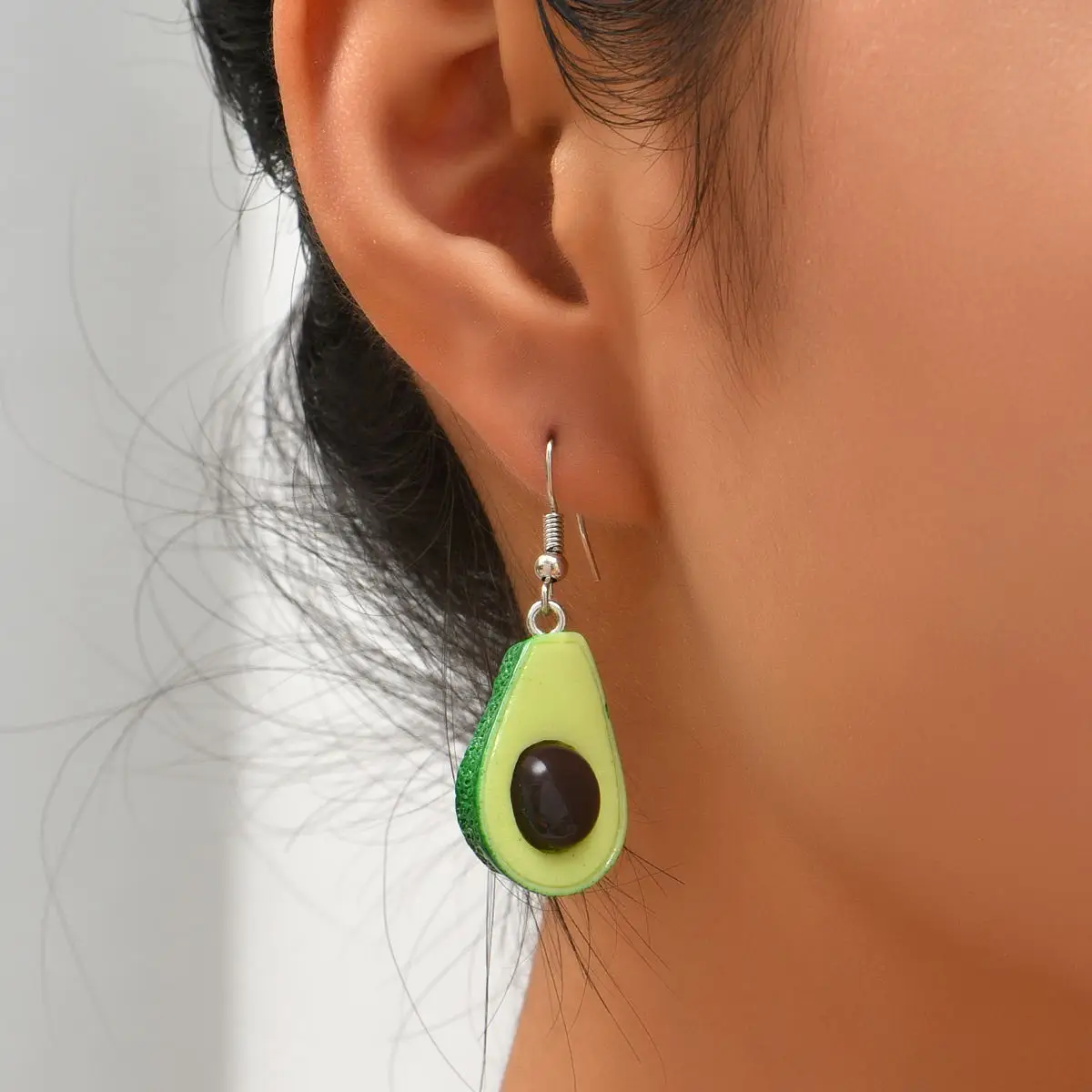

2021 Korean Jewelry New Creative Earrings Female Avocado Resin Earrings Cute Earrings Simple Temperament Jewelry Wholesale