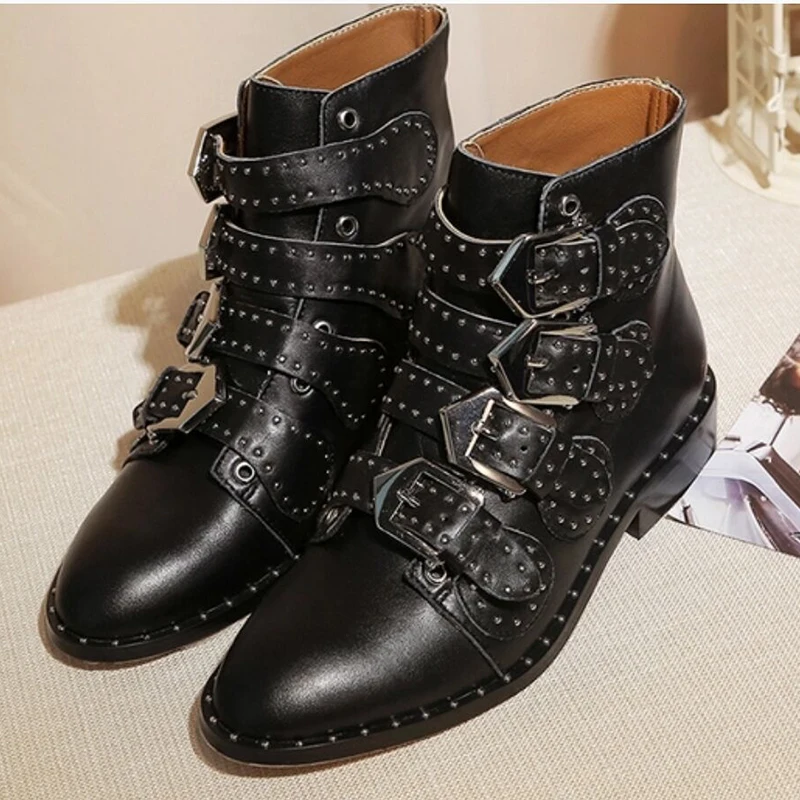 black leather Ботильоны из натуральной кожи с заклепками; женские Ботинки martin с круглым носком и пряжкой на ремешке; женские модные мотоциклетные ботинки; Botas Mujer - Цвет: black leather
