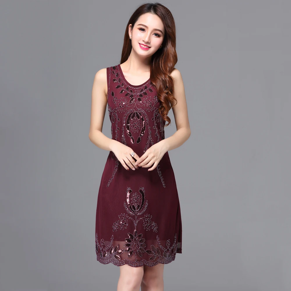 Винно блестящее праздничное платье из филиграни с бусинами винтажное Короткое