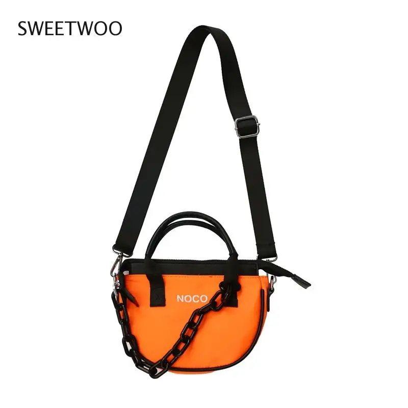 

2021 New Personalized Women's Handbag Chain Crossbody Bag Street Hip Hop Men's Shoulder Messenger Mobile Phone Bag Chest Bag