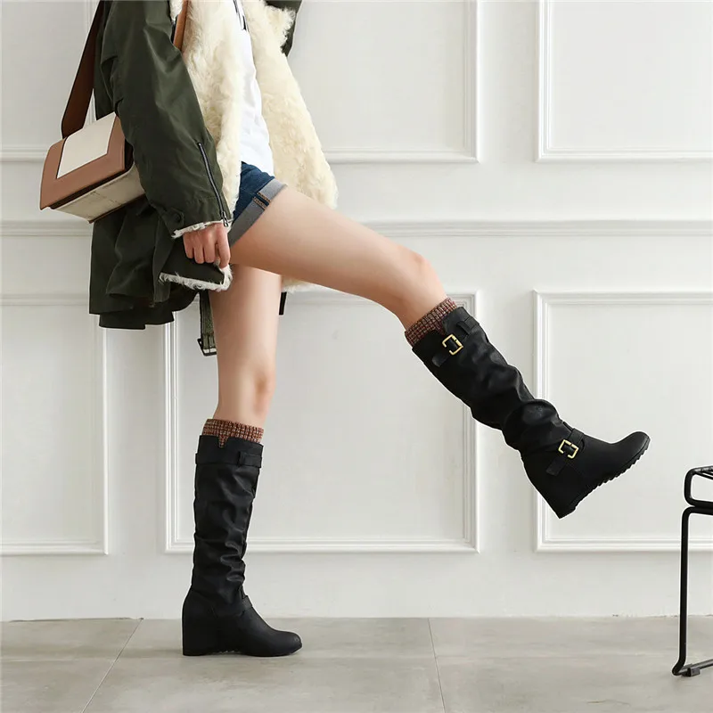 Сапоги женские до колена на танкетке черные коричневые осенне-зимние 2020 | Обувь