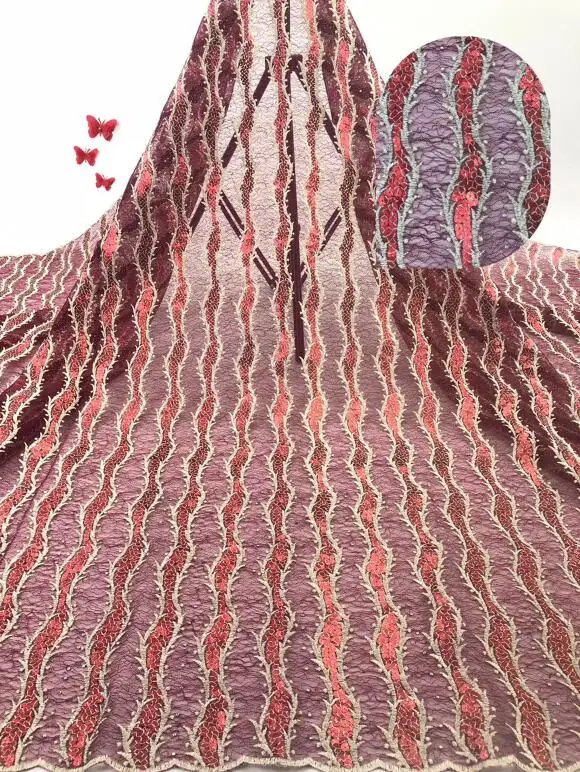 Красивая вышитая перьями искусственная кожа хорошего качества для вечернего