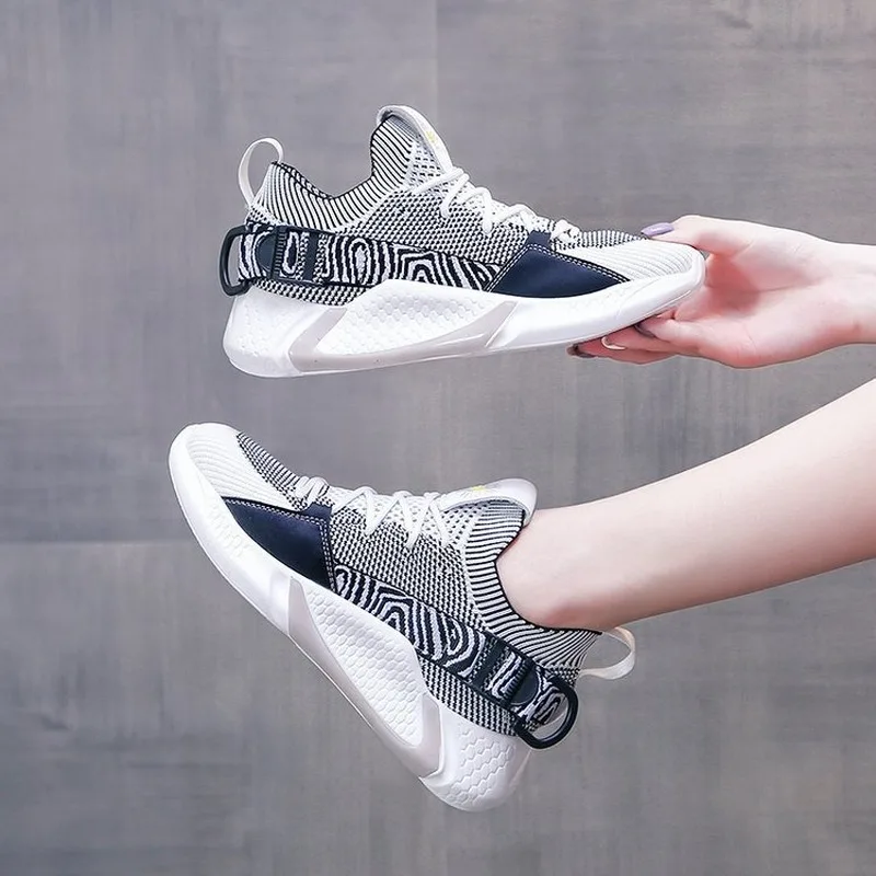 

2020 ladies fall new student breathable fly mesh sports shoes Joker casual increased wear running shoes womens running sneakers