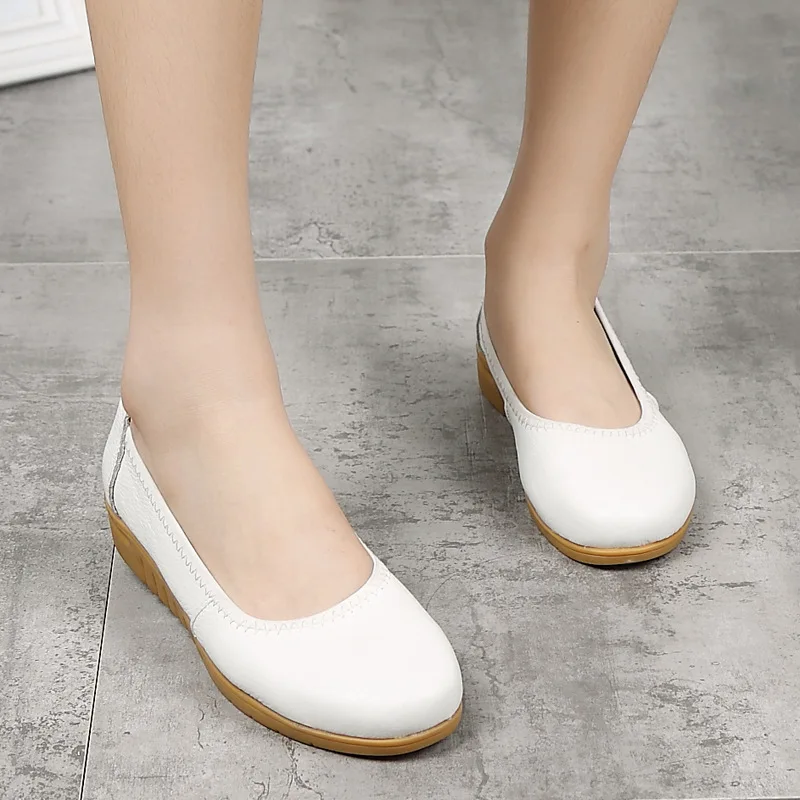 

Женская обувь из искусственной кожи с резиновой подошвой, большие размеры