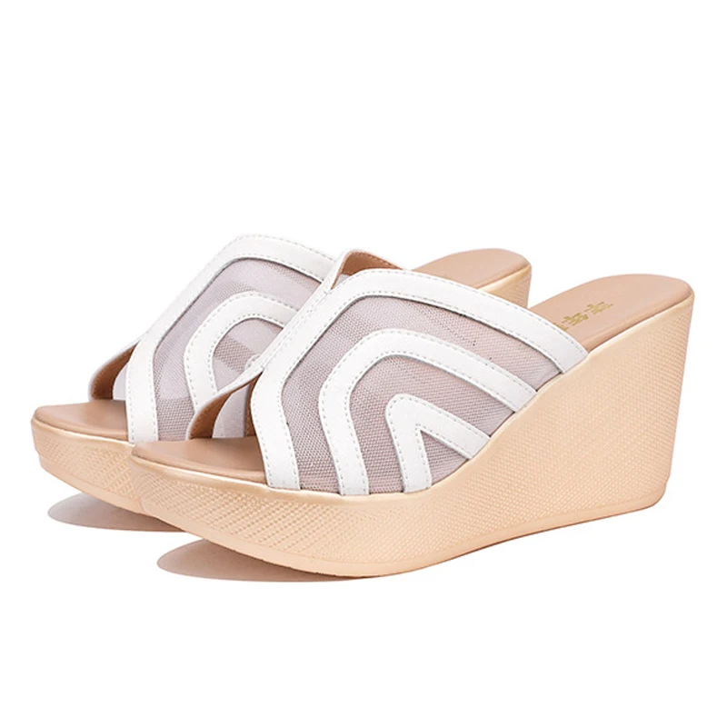 Шлепанцы женские из натуральной кожи с кружевом и высоким каблуком размеры 32-43 |