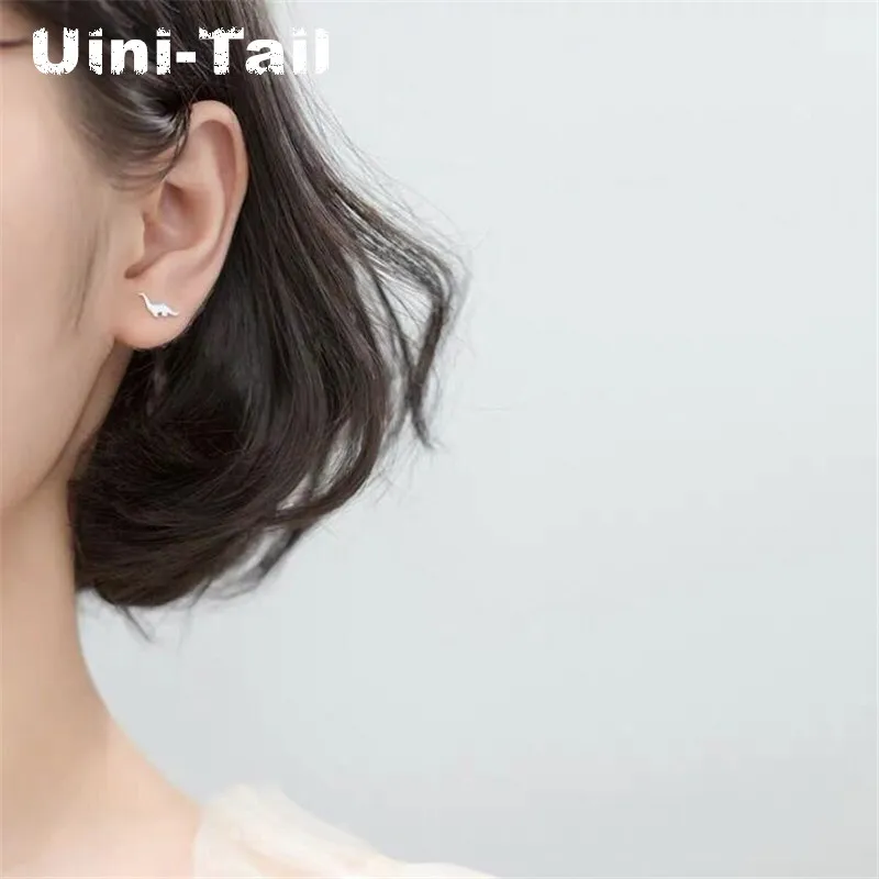 

Uini-Tail 2019 new listing 925 sterling silver small fresh cute dinosaur mini earrings fashion trend small Elf ear jewelry ED502