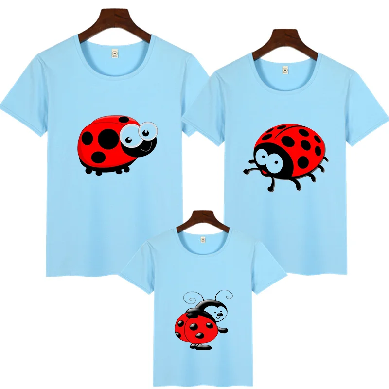 Футболка с божьей коровкой для родителей и детей одинаковая семейная одежда