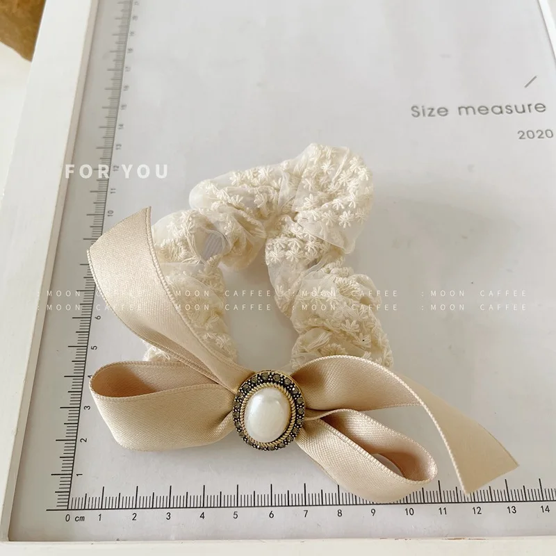

2021 new Korean retro lace hair circle bow Satin pearl diamond quality hair rope hair accessories