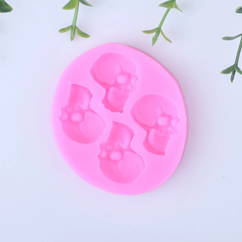 

Justdolife Skeleton Head Cake Mold Silicone Soap Making Mold Chocolate Mold For Halloween Fondant Cake Decorating Tool