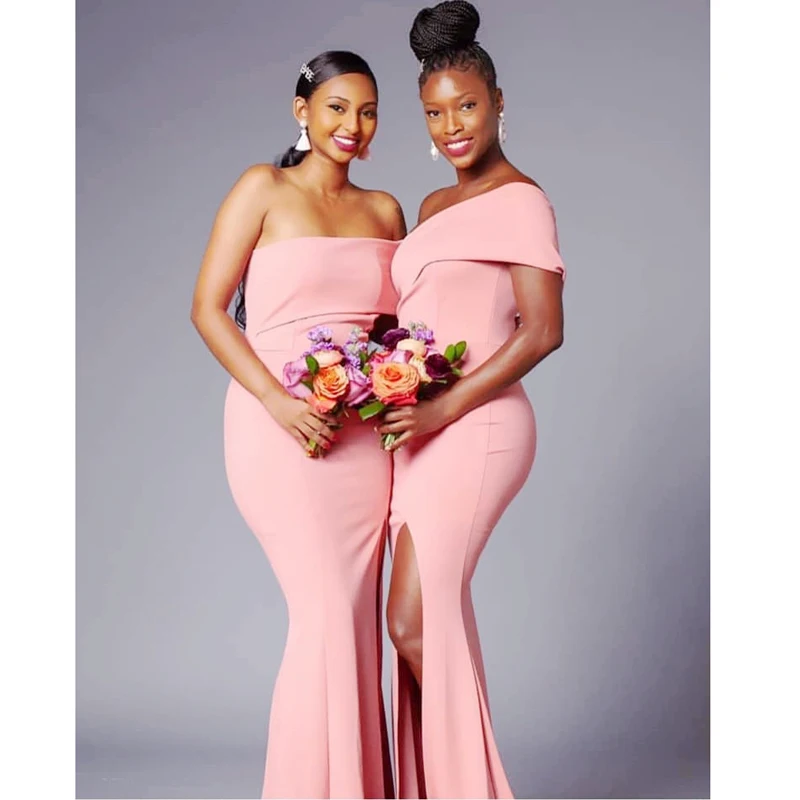 Платье подружки невесты на одно плечо с разрезом сбоку длинное розовое платье