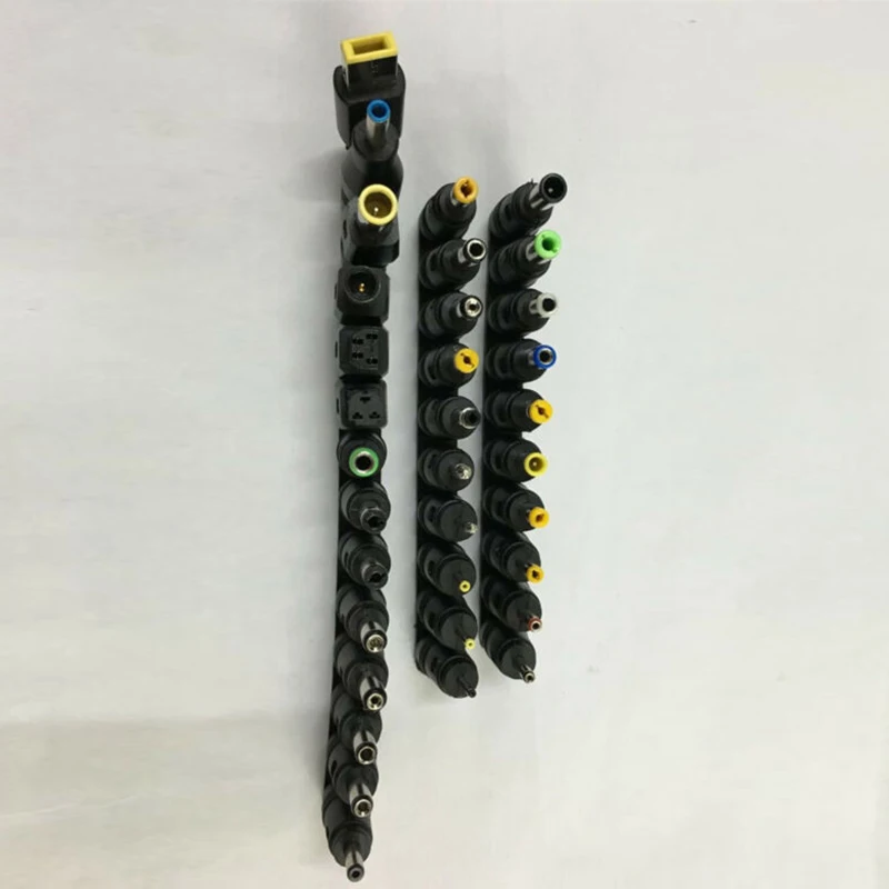 Универсальное зарядное устройство для автомобиля и дома 120 Вт 34 наконечника