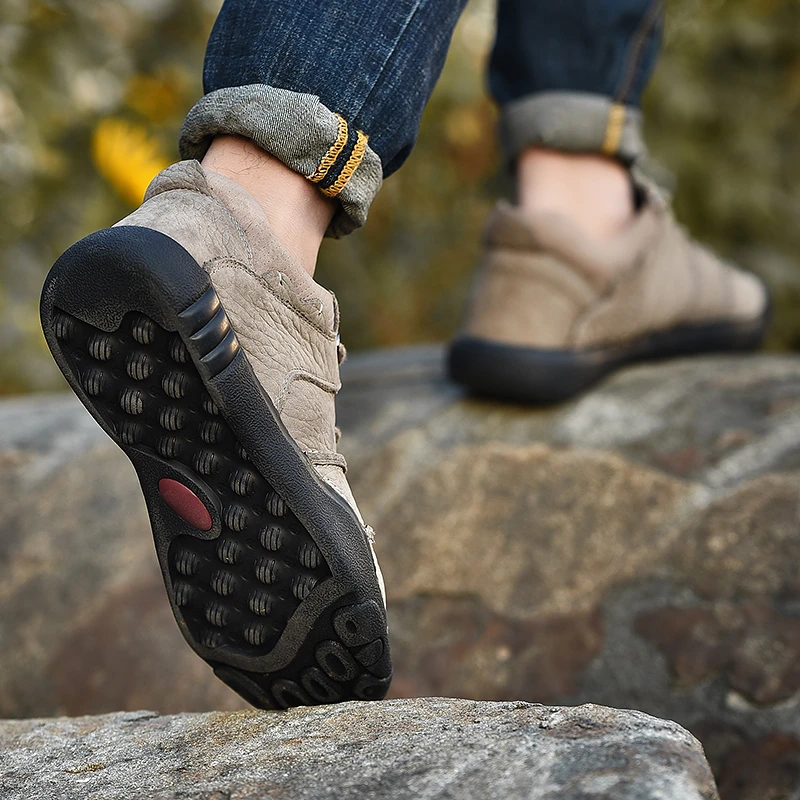 

High-quality Outdoor Men's Hiking Shoes Comfortable First Layer Cowhide Off-white Sneakers Lace-Up Rubber Walking Shoe Size38-45