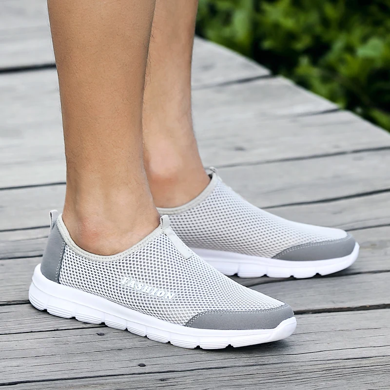 

Men Casual Shoes Breathable Mesh Sneakers 2021 New Fashion Sandals Loafers Water Driving Shoes Men Zapatos De Hombre Men Shoes