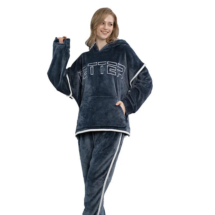 

New Flannel Loose Pajamas for Men and Women Couples Bathrobes Warmth and Thicker Pajamas Suits That Can Be Worn Outside