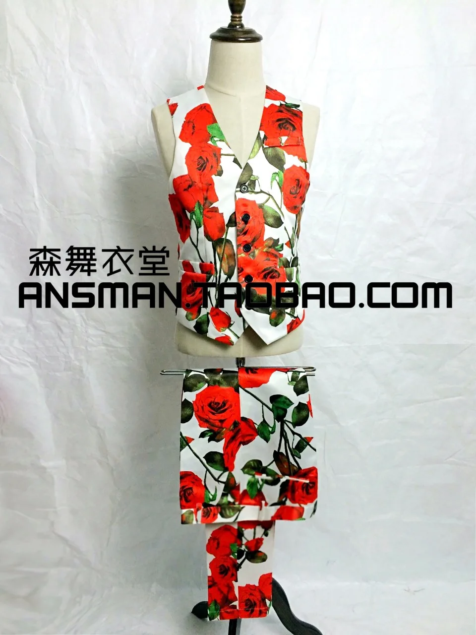 

2022 Tide brand stage male singer GD suit European and American catwalk rose flower satin suit costume