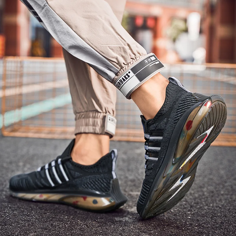 

2021 Hot Style New Men's Fashion Popcorn Sole Flying Woven Breathable Upper Running Training Lightweight Sports Shoes