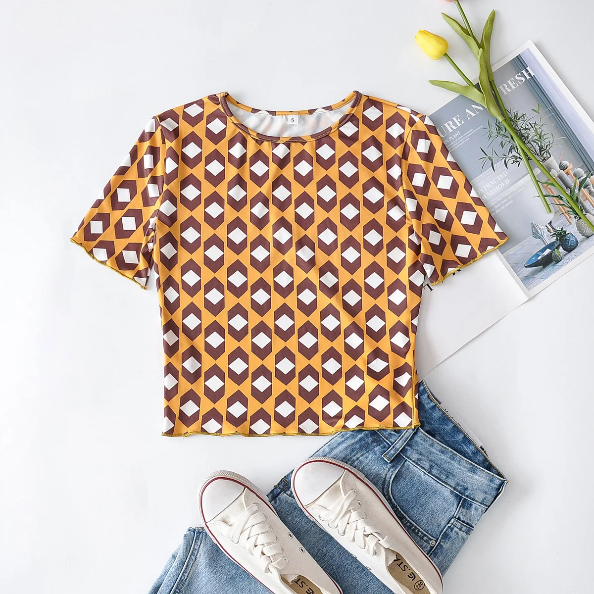 

Women Fashion Round Neck Short Sleeve Short T-shirt Vintage Geometric Print Pattern Slim Casual Chic Female Tops