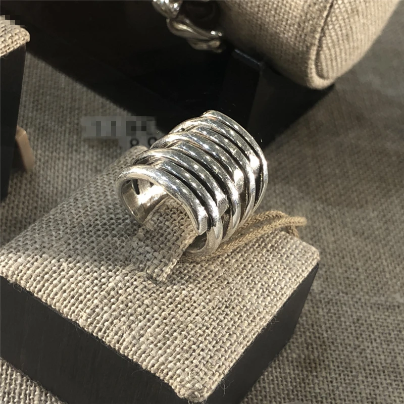 

Neue Hip hop Punk Trend Geometrie Unregelmgen Metall Curve Multilayer Wickel RingFrauen Mnner Party