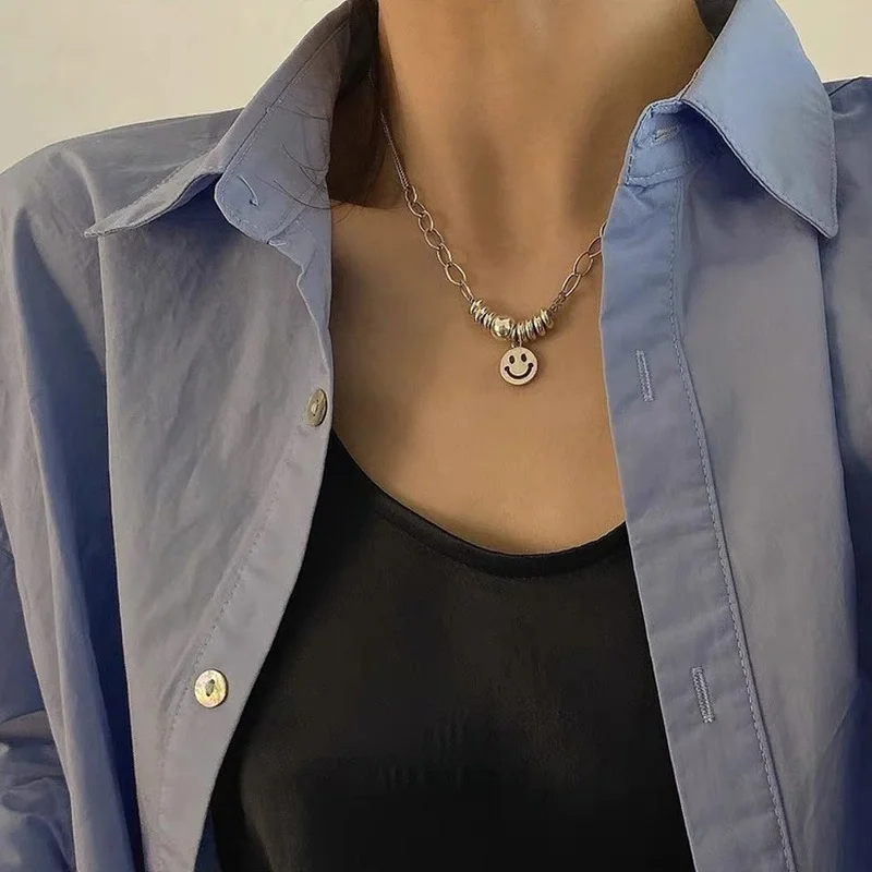 

U-Magical Creative Smile Face Circle Chunky Chain Pendant Necklace for Women Elegant Vintage Metal Hollow Out Party Jewelry