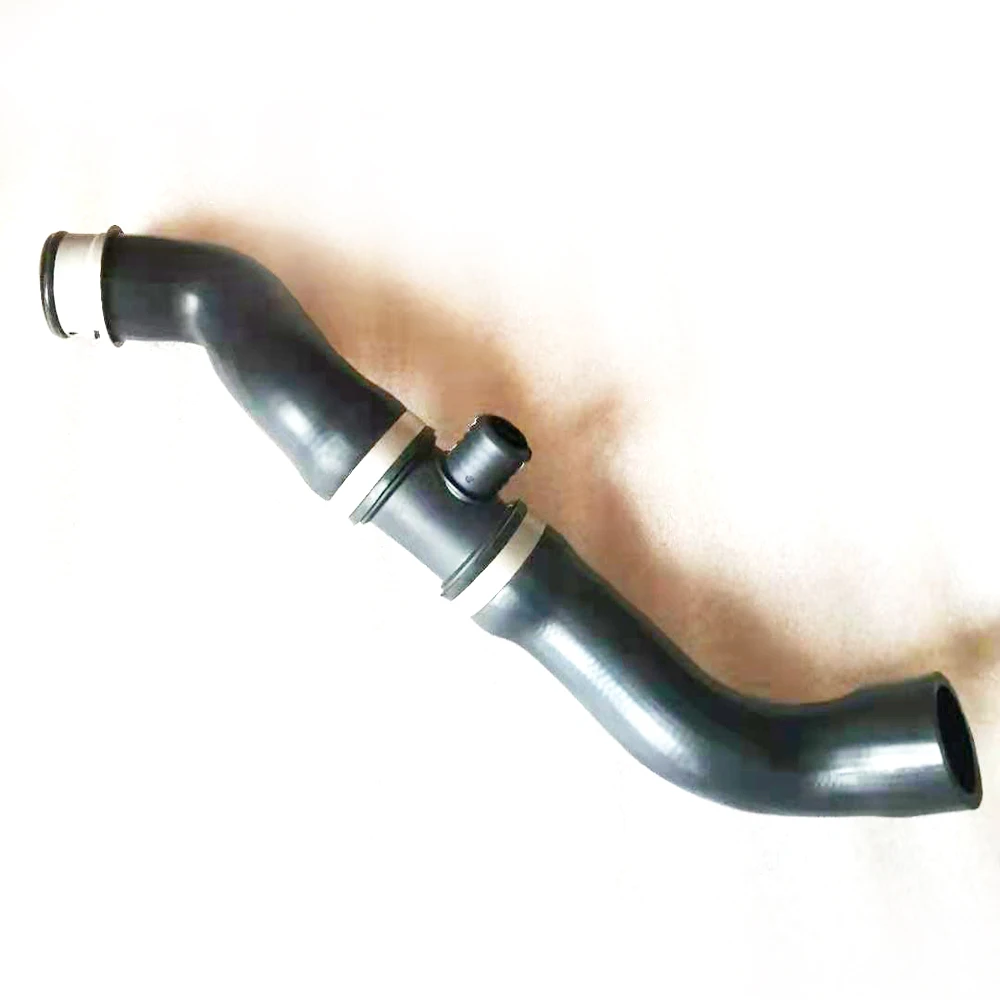 Новинка для Mercedes C32 AMG нижний шланг радиатора w203 OE 2035013682 |