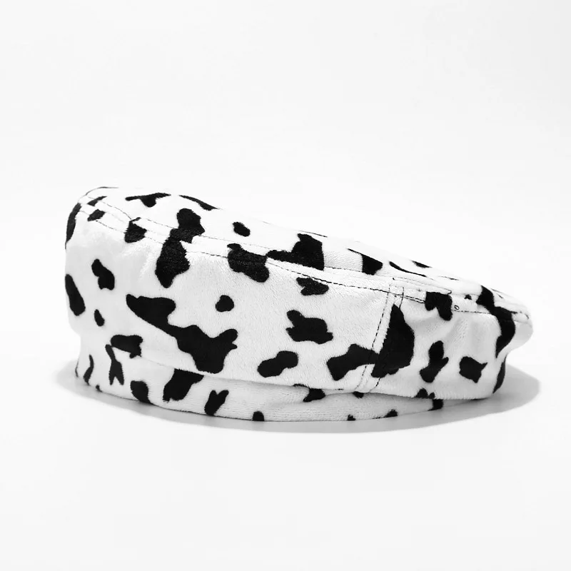 

New Women's Hat Cow Design Beret Autumn Winter Hat Fashion Street Versatile Warm Painter Hat