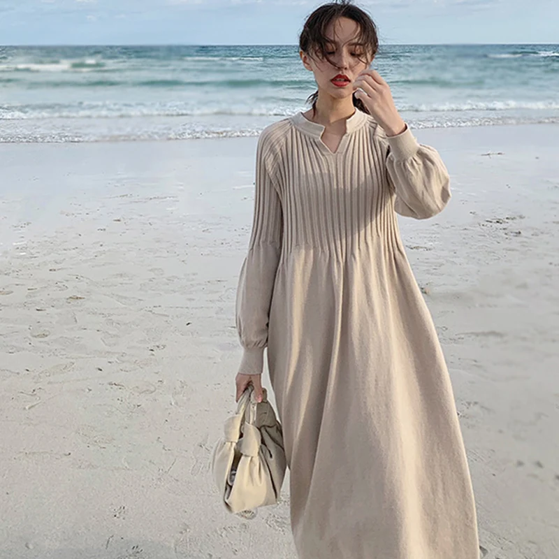 Beige Dress KAI-MO; сезон весна-осень; вязаное платье с рюшами в стиле ретро; французский стиль; шикарный вязаный свитер с v-образным вырезом и длинными рукавами; базовое платье mori girl - Цвет: Beige Dress