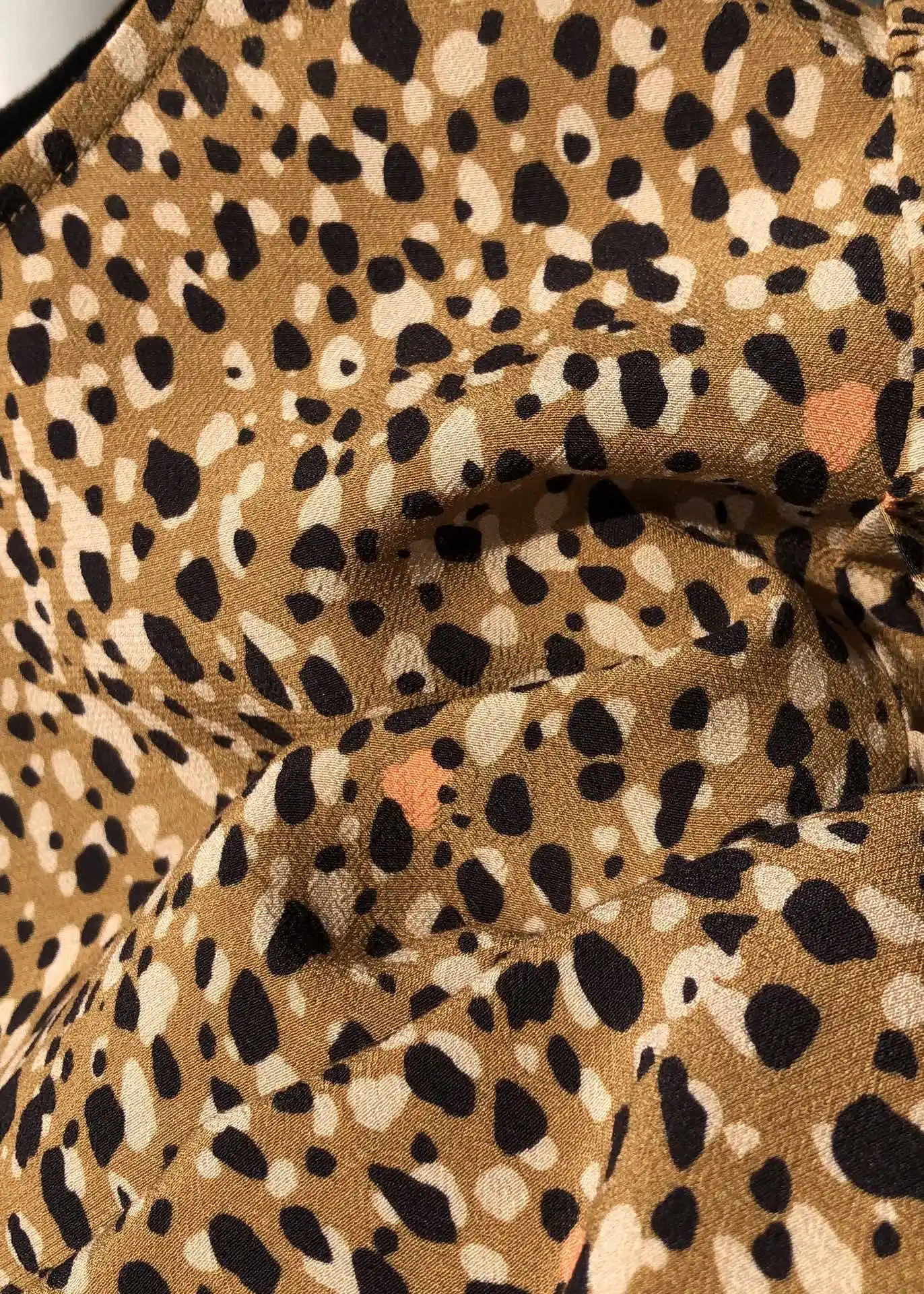 

100% Viscose 2021 Spring and Autumn New Retro Casual Style Spotted Print Round Neck Puff Sleeve Women's All-match Shirt