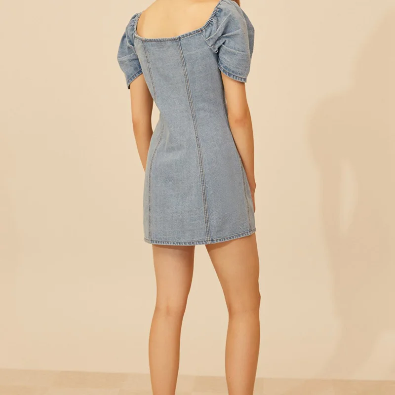 Летнее джинсовое платье с коротким рукавом и квадратным воротником Лидер продаж