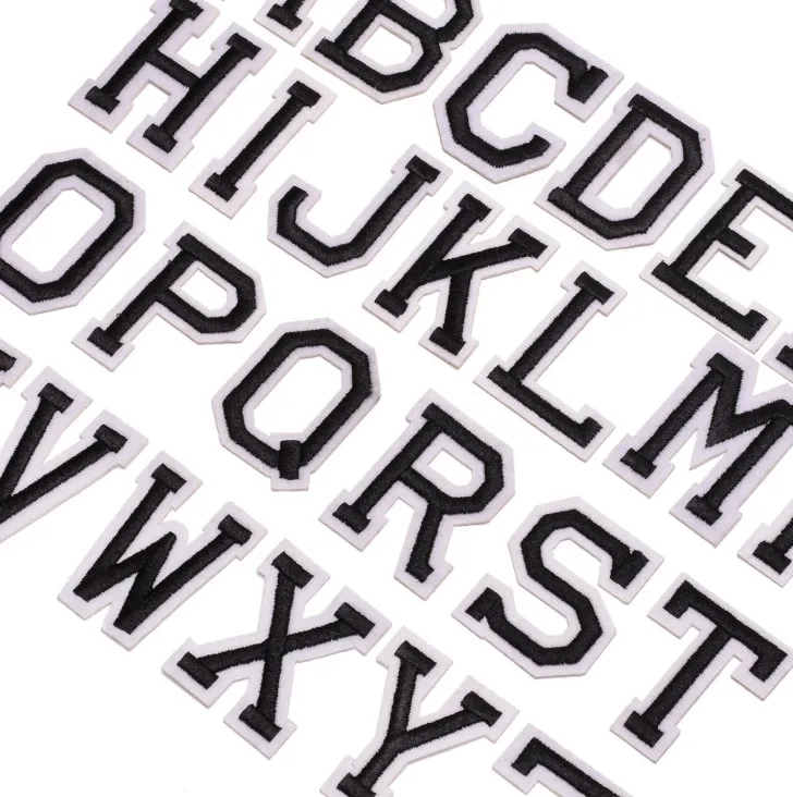 Нашивка с черными буквами для шитья вышитая аппликация алфавитом куртки сумки