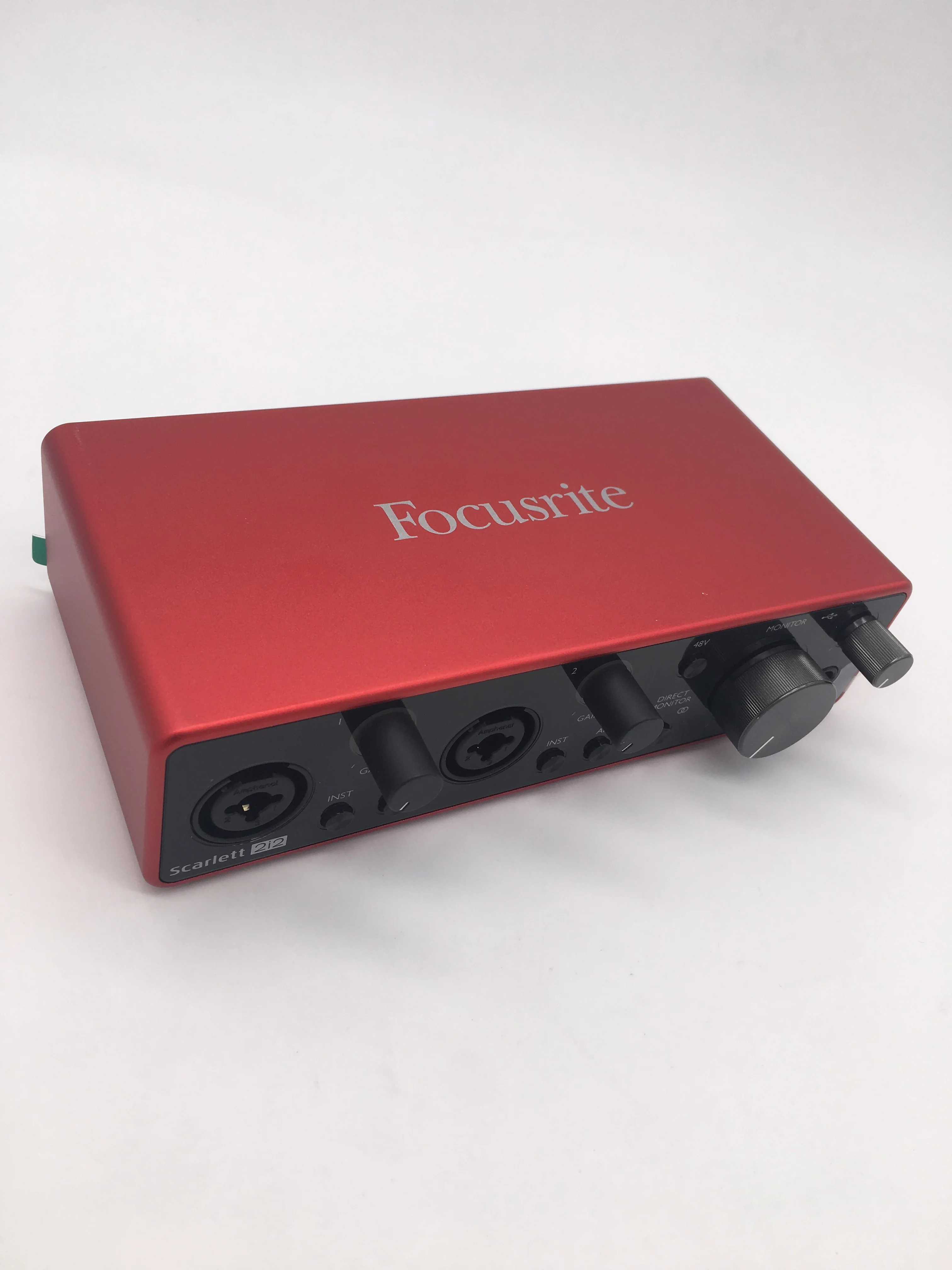 Обновленный Focusrite Scarlett 2i2 3-го поколения Профессиональный записывающий аудио интерфейс USB 2,0 Звуковая карта с предусилитель микрофона