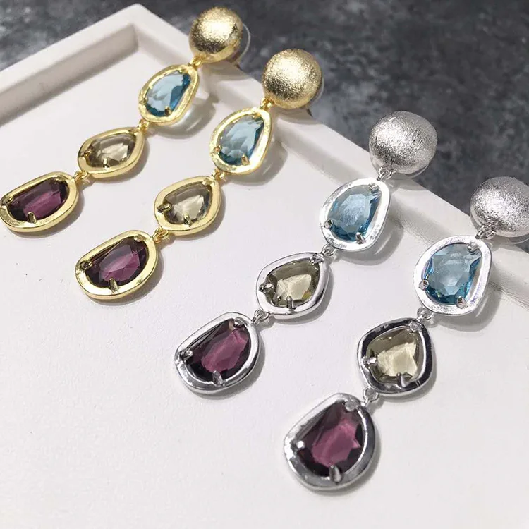 

Женские серьги-подвески с фианитами, серебристые, золотистые, стеклянные, с 3 кристаллами