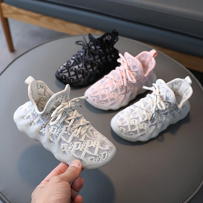 

2021 Fashion Breathable Knit Children Sneakers Soft Bottom Air Mesh Boys Girls Sport Shoes Spring Autumn Kids Casual Sneakers