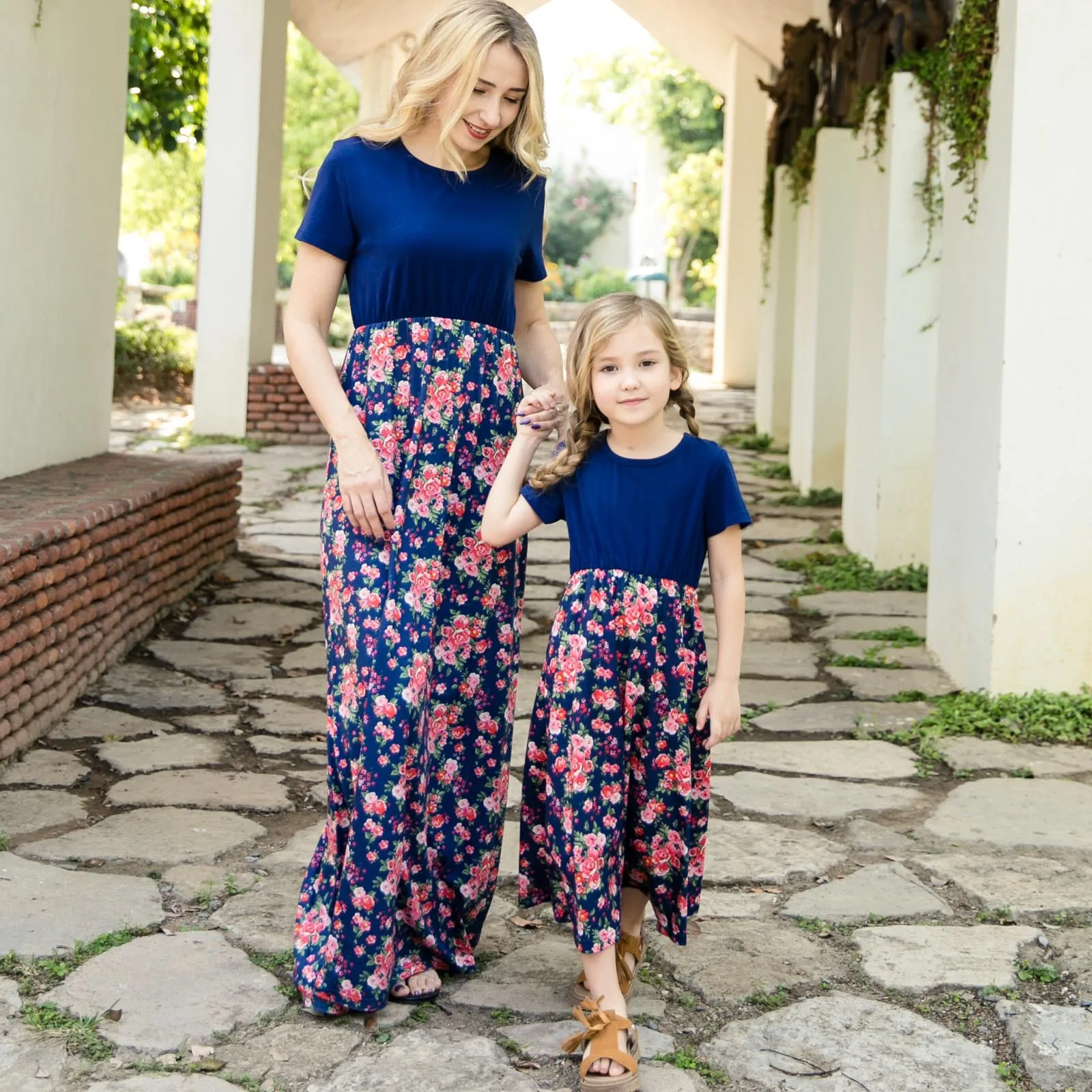 

Summer Mommy and me dresses family matching clothes Printing mom dress kids child outfits mum & baby girl long dress