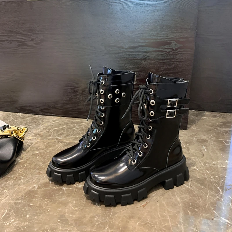 Online Ukuran 34-40 2021 Sepatu Bot Pergelangan Kaki Hitam Kulit Wanita Terbaru Sepatu Bot Hangat Musim Dingin Pendek Wanita Sepatu Hak Platform