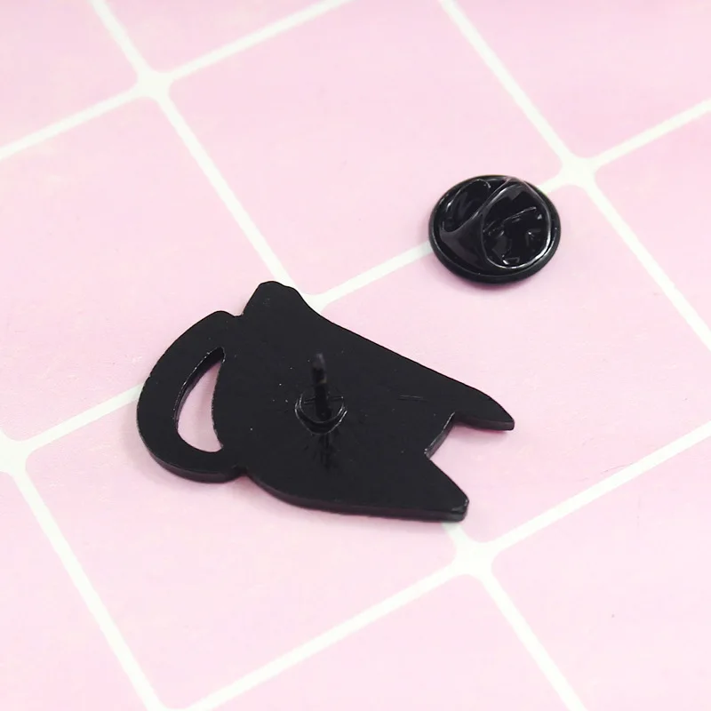 Японские значки Милые Броши кошки для женщин простые забавные заколки с