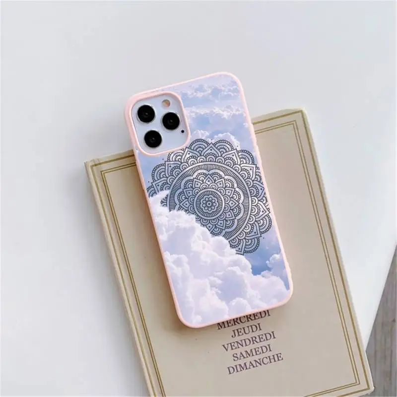 

Mandala flower Phone Case Candy Color for iPhone 6 6S 7 8 11 12 XS X SE 2020 XR mini pro Plus MAX funda