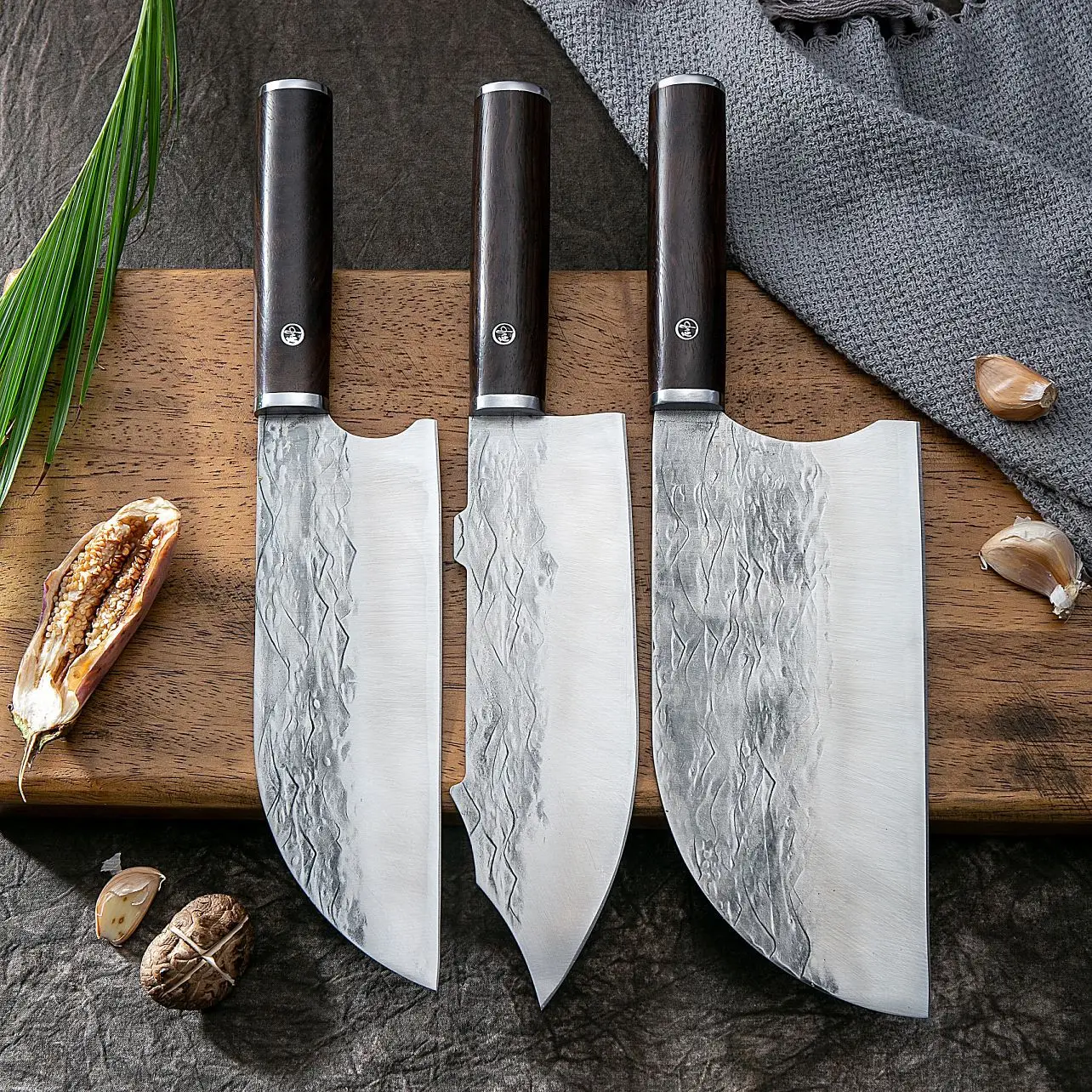 

Hand-forged Chef Knife High Hardness Steel Kitchen Vegetable Knives Meat Cleaver with Knife Sheath