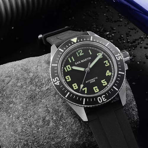 black with logo San Martin Новые автоматические часы для дайверов наручные часы из нержавеющей стали NH35movement 200 водонепроницаемые часы с сапфировым стеклом для мужчин - Цвет: black with logo