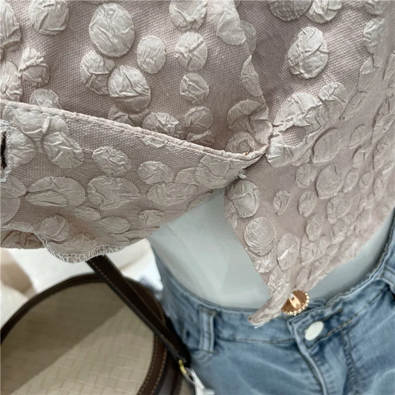 

Sweet Women Embossed Square Collar Single Breasted Top Fashion All-match 2021 Spring New Puff Sleeve Shirt Elegant Short Blouse