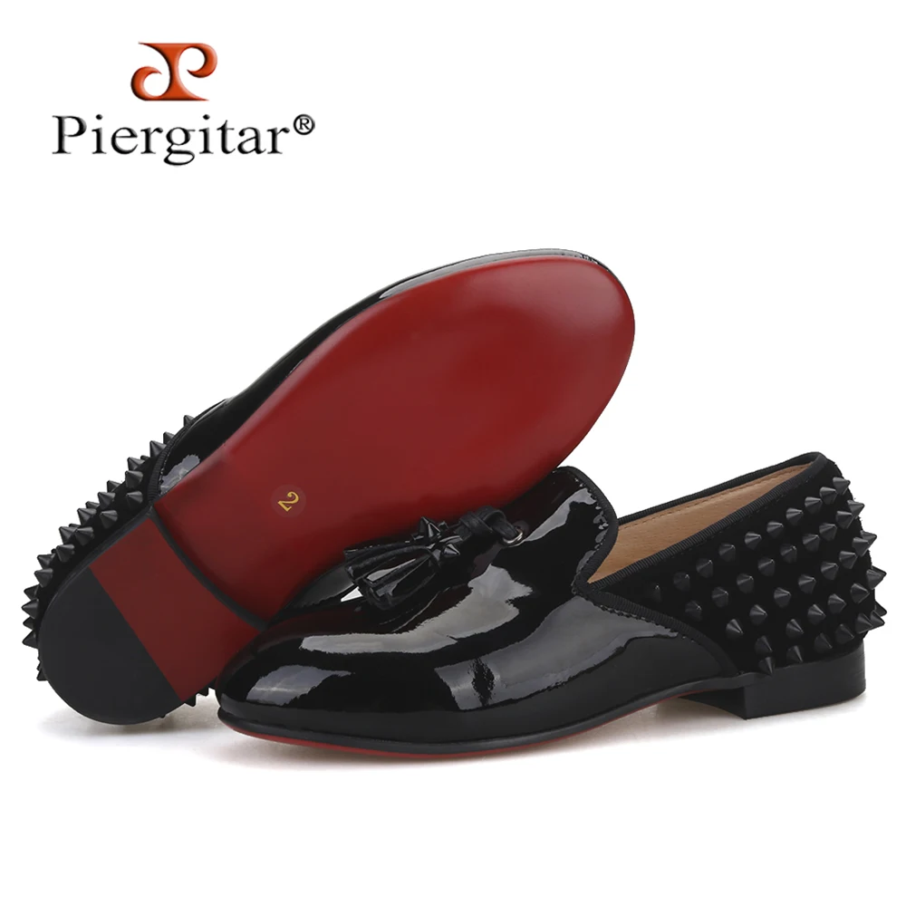 Piergitar 2020 new same men loafers design parental shoes handmade children spikes tassel shoes party and birthday kid's loafers