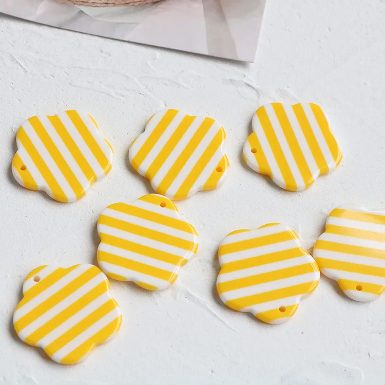 Подвески-цветы из смолы сделай сам для изготовления ювелирных изделий