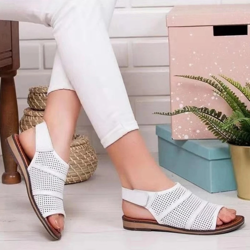 

2020 Summer Women Flat Sandals Hollow Out Ladies Artificial PU Vintage Shoes Woman Peep Toe Casual Female Shoes