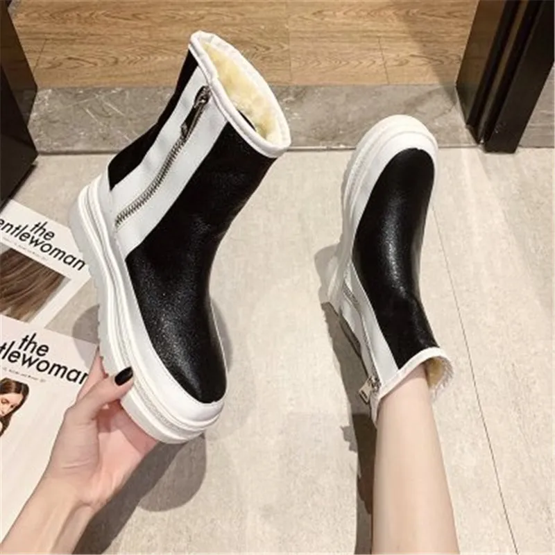 

Snow boots women new med tube boots women Plush thickened antiskid student cotton shoes women winter thick soled women's shoes