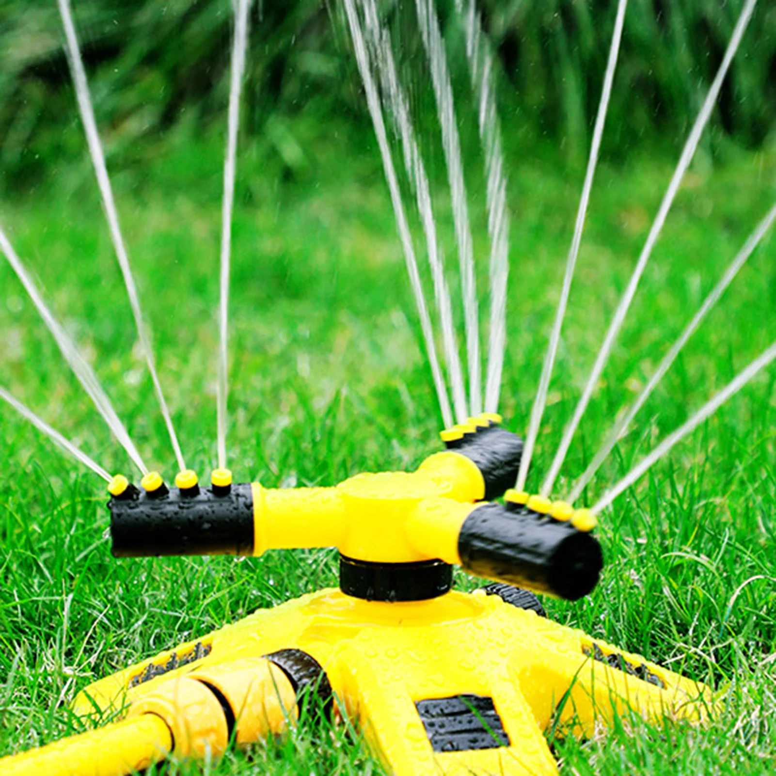 

Garden Lawn Sprinkler 360 Degree Automatic Rotating Sprinkler Nozzle Nursery Irrigation Rotating Trigeminal Sprinkler Tandem