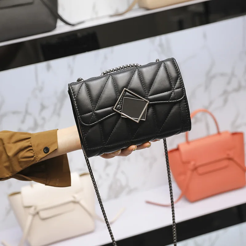 

Новая стильная модная женская сумка на одно плечо из искусственной кожи, повседневная элегантная портативная маленькая квадратная сумка-м...