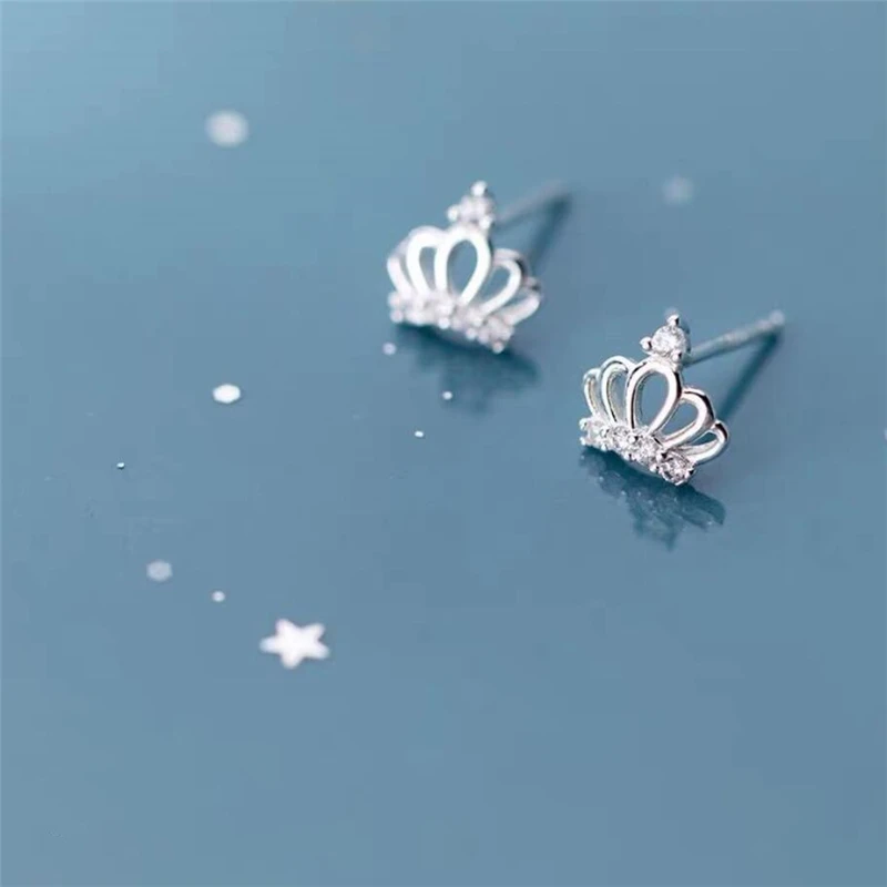 Женские серьги гвоздики из серебра 925 пробы с Королевской