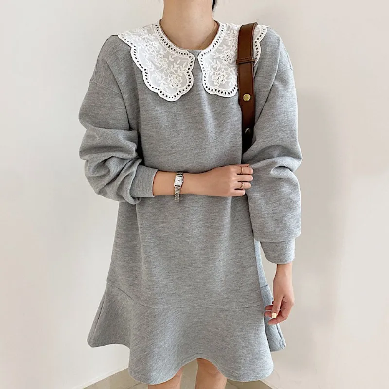 

Korean Chic Sweatshirt Autumn Winter Retro Embroidered Doll Collar Design Loose Fishtail Sweater Long Sleeve Dress Hoodie